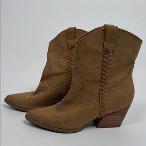 Dolce Vita Brown Braided Heeled Boots